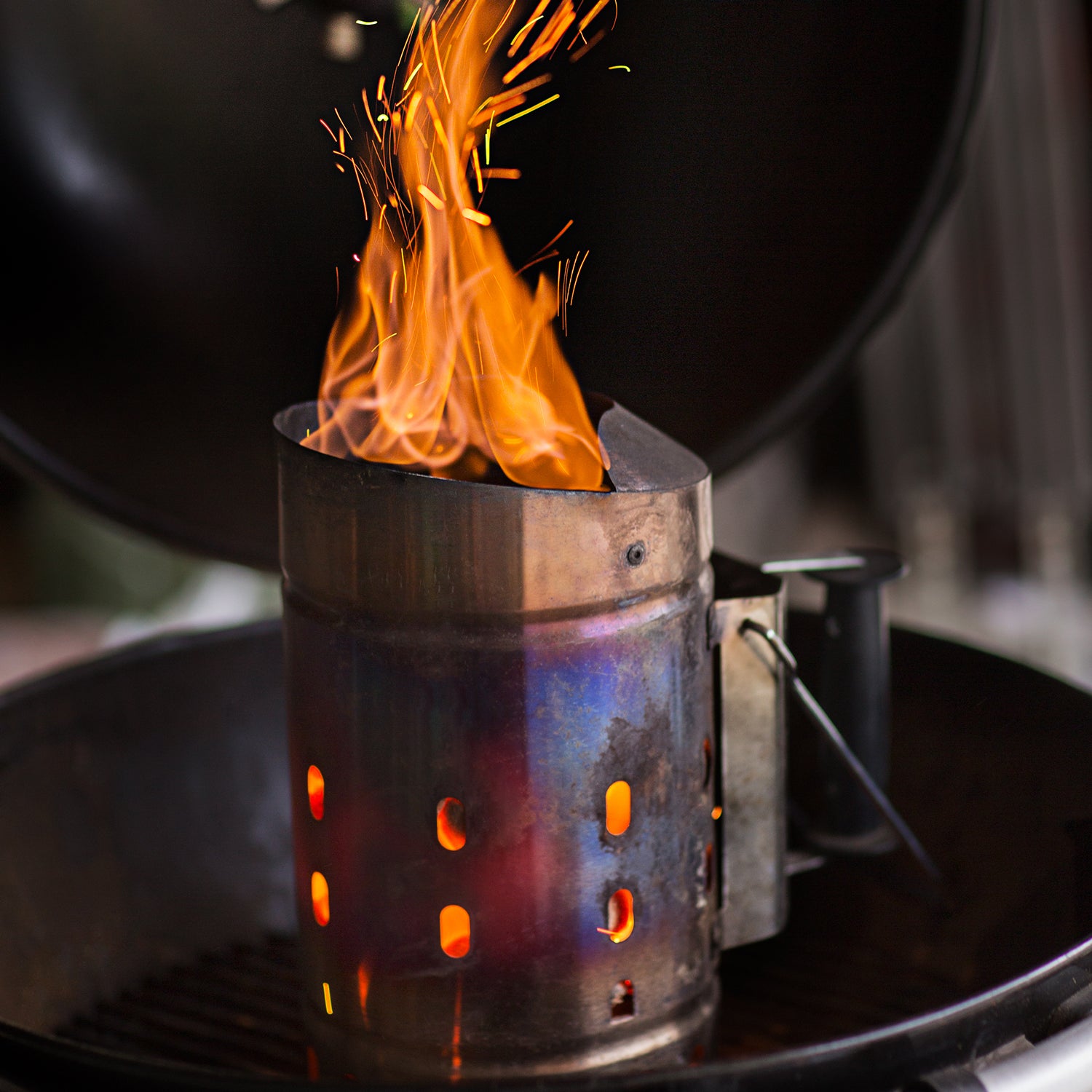 Tennstarter rustfritt stål for kullgrill - Rösle bakside