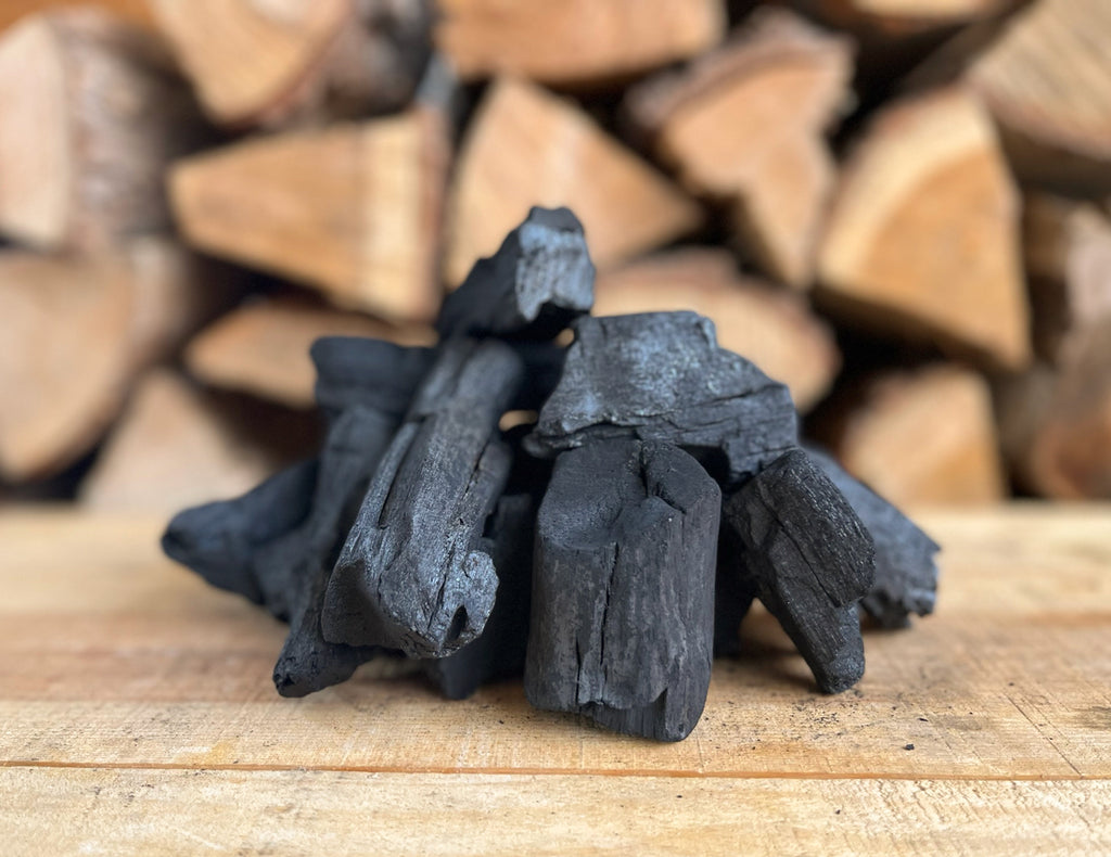 Trekull 5 kg pall 320 kg Grillfürst i bruk på grill