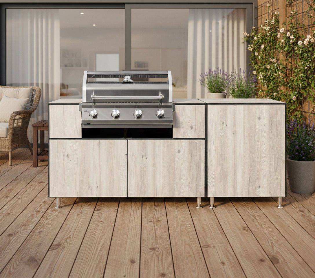 Utekjøkken med G401E innebygd grill 4 brennere eik bakside
