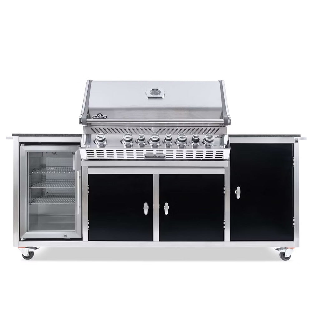Utekjokken INDRA BLACKLINE med Napoleon Prestige PRO 665 forfra