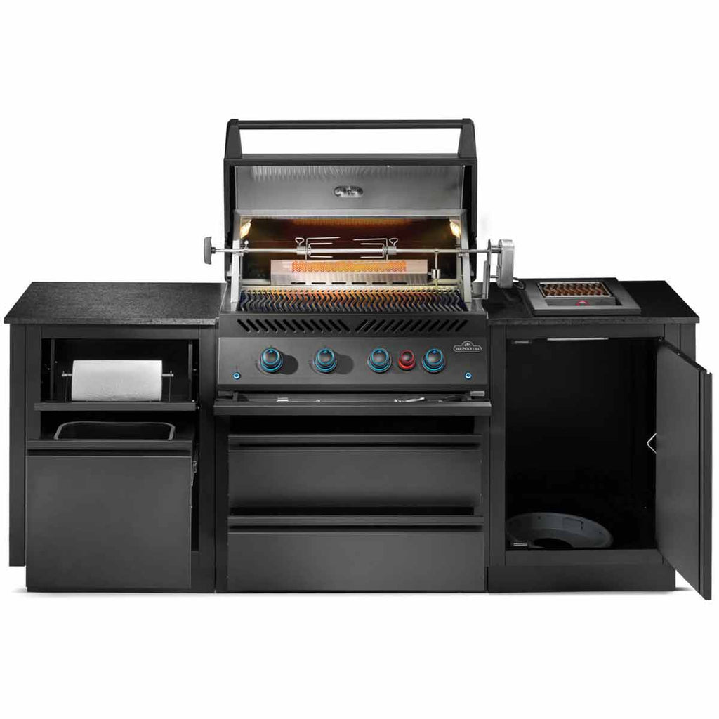 Montert Utekjøkken Oasis Compact 106 med innebygd grill BIG32 Sizzle Zone på terrasse