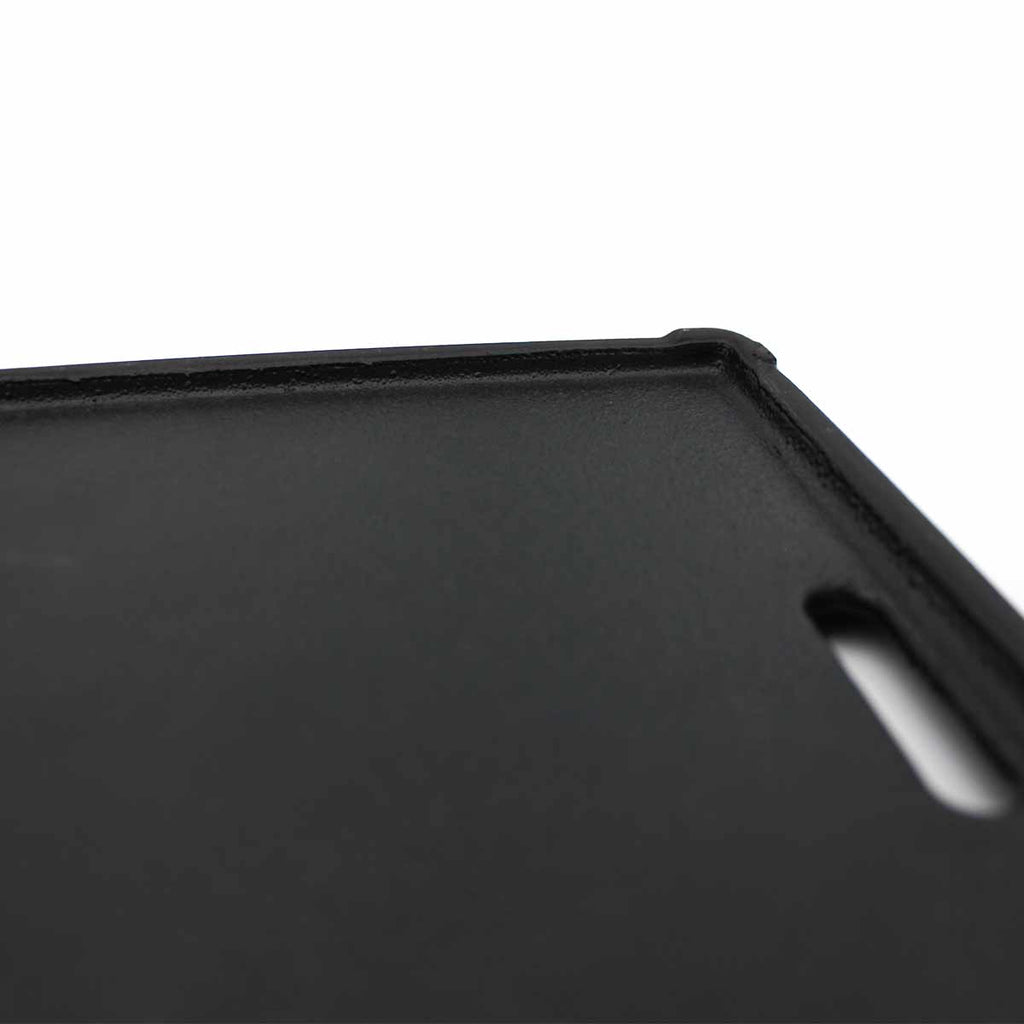 Vendbar grillplate støpejern for SANTOS S-Serie montert på grill