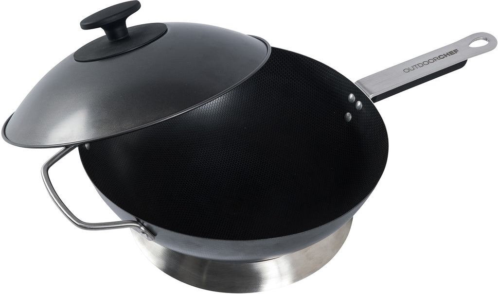 Wok karbonstål 33 cm med lokk og wokring Outdoorchef forfra