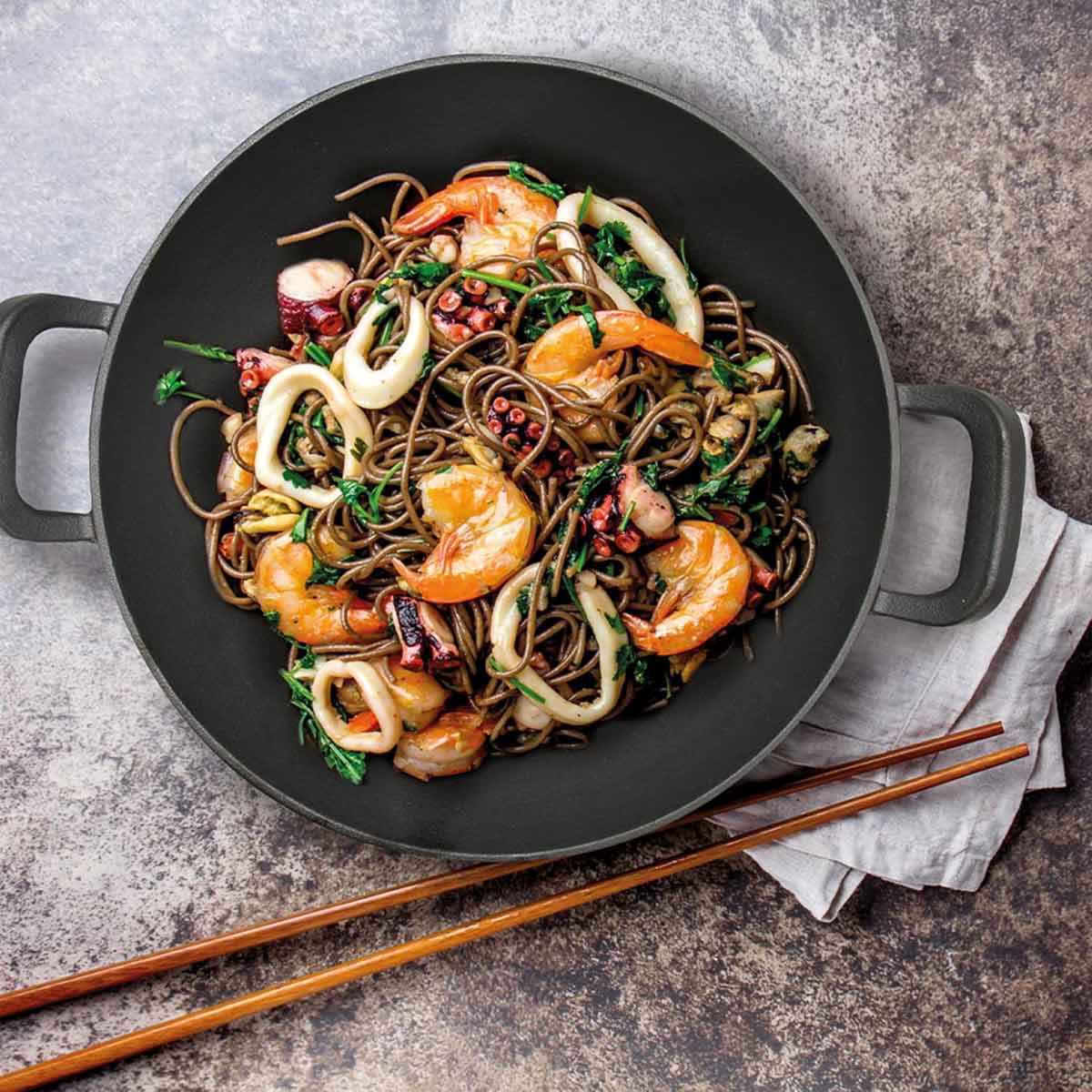 Wok støpejern 34 cm - FireRocket bakside